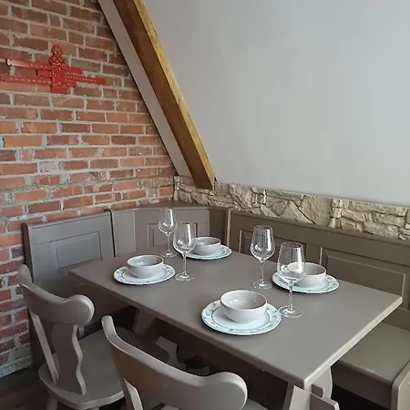 A-frame Punthuisje Vargheim * Bullange